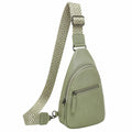 Mochila Bandolera Verde con Correa en Zigzag