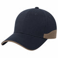 Gorra de béisbol azul marino con visera curva y cinta ajustable beige